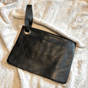 Large clutch